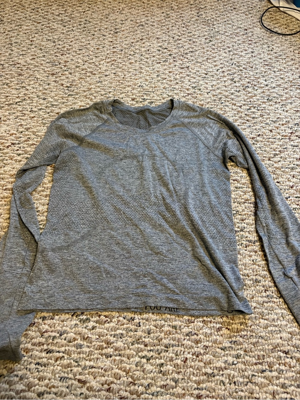 lululemon athletica Women's Grey Long-Sleeve Performance Top